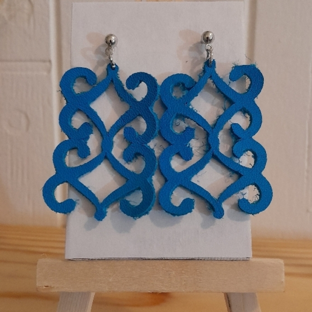Elegant Blue Leather Dangle Earrings